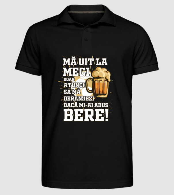 Mă uit la meci model negru pe tricou