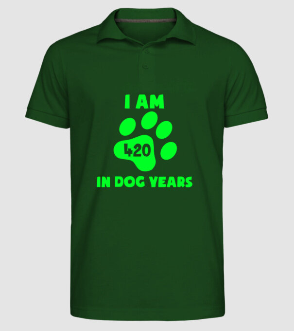 Dog Year - 420 model verde închis pe tricou