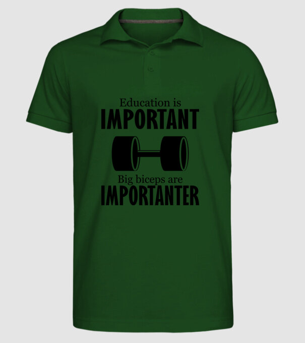 Mușchi model verde închis pe tricou