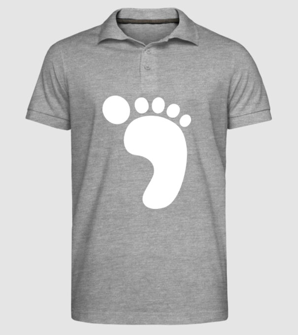 Picior model gri pe tricou