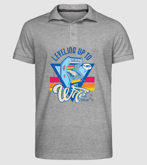 Retro gamer engaged level up to wife model gri pe tricou
