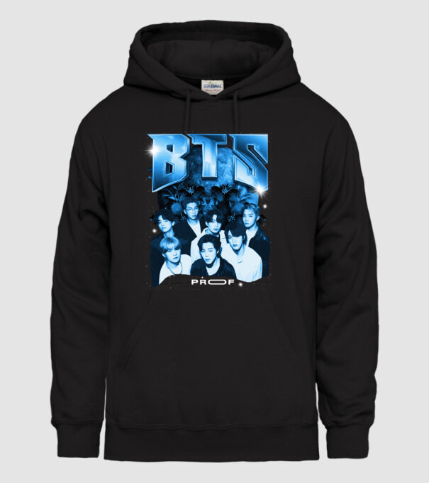 BTS model negru pe tricou