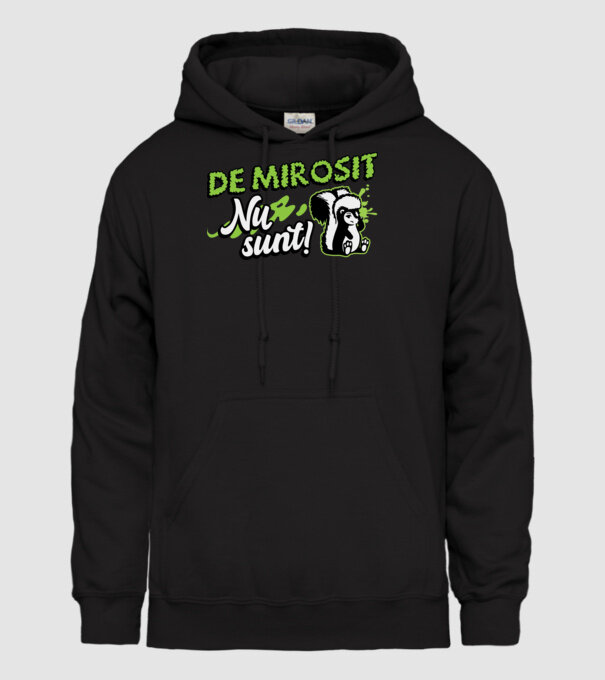 De mirosit nu sunt model negru pe tricou