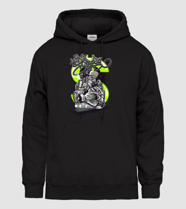 Graffiti model negru pe tricou