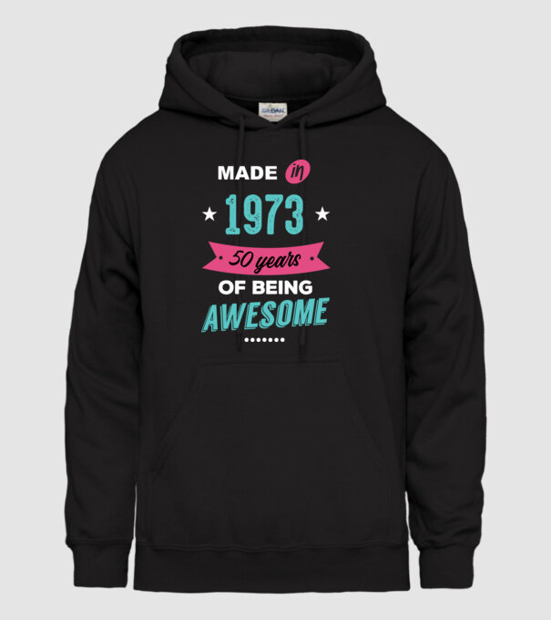 MADE IN 1973 model negru pe tricou