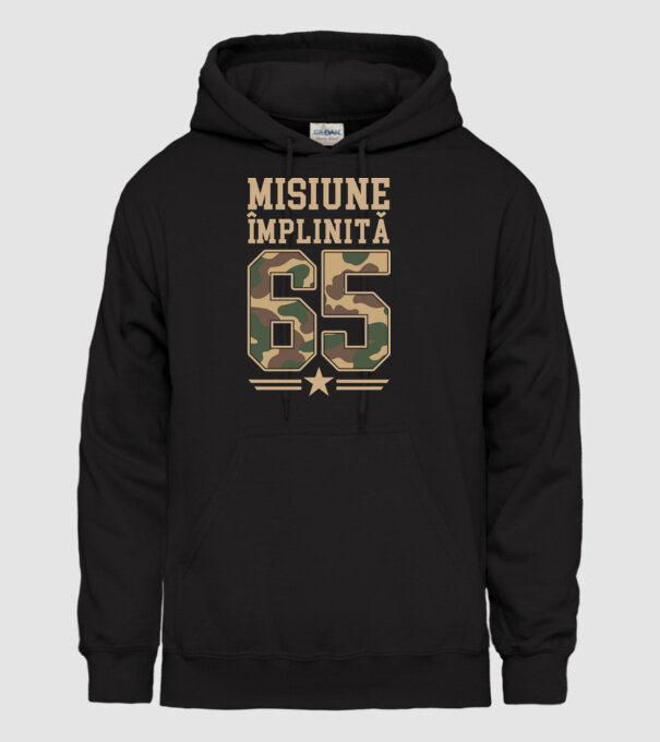 Misiune împlinită 65 model negru pe tricou