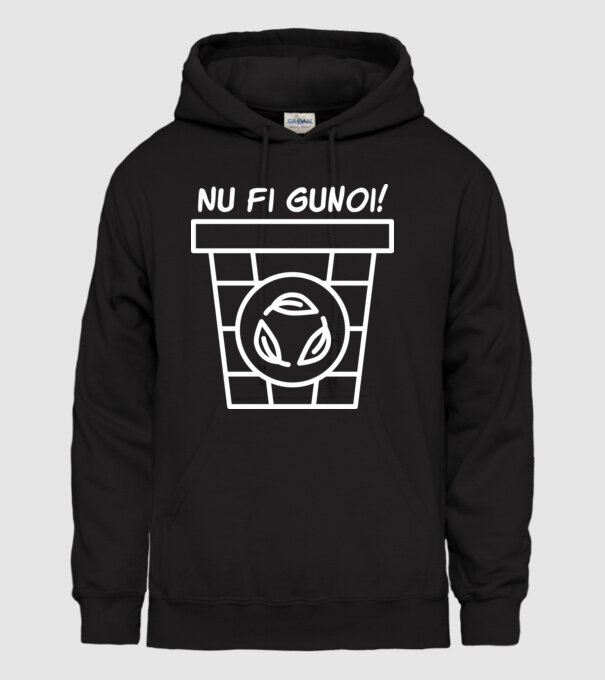 Nu fi gunoi model negru pe tricou