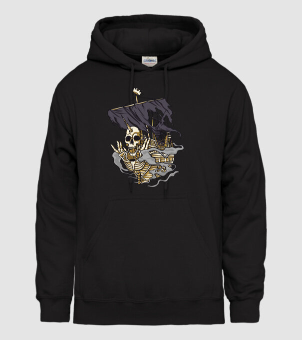 Vapoare model negru pe tricou