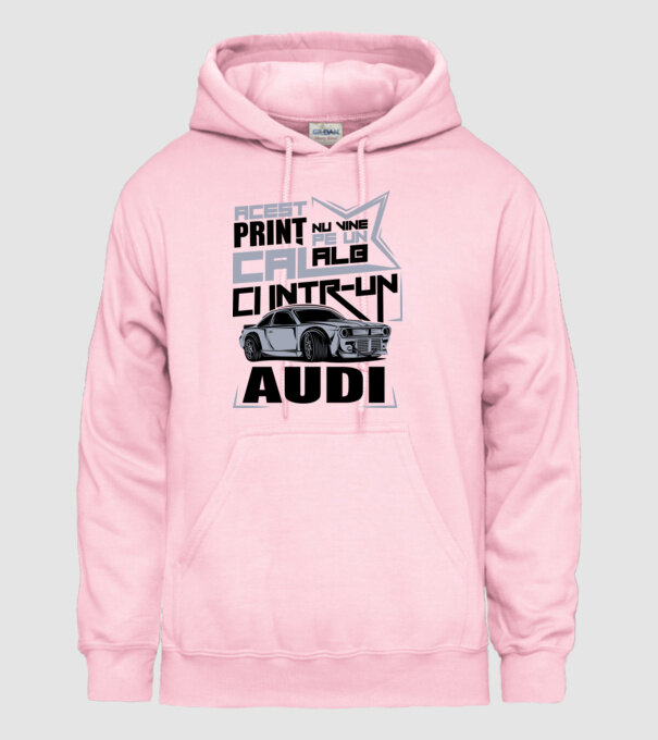 Acest prinț nu vine pe un cal alb, ci într-un Audi model roz deschis pe tricou