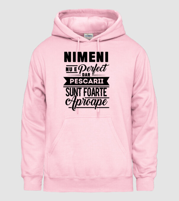 Nimeni nu e perfect, dar pescarii sunt foarte aproape model roz deschis pe tricou