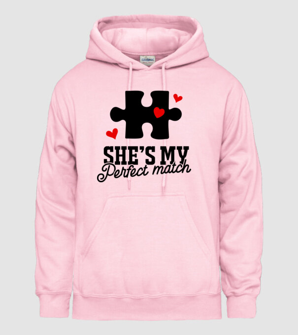 She is my perfect match model roz deschis pe tricou