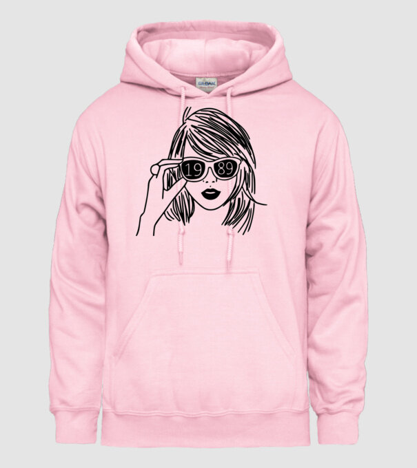 Taylor Swift 1989 model roz deschis pe tricou