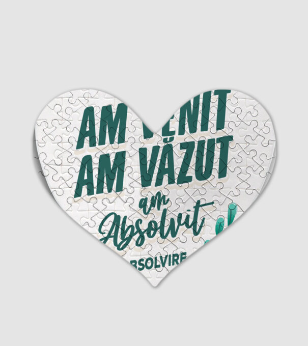 Absolvire model alb pe tricou