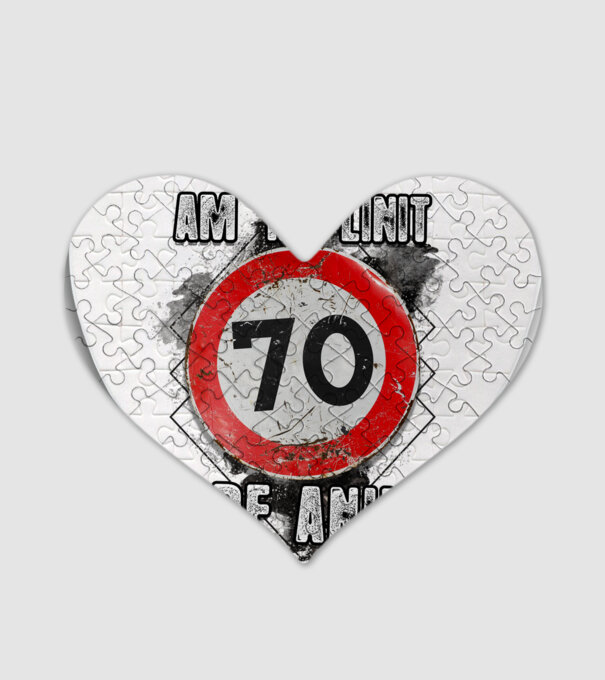 Am împlinit 70 de ani! model alb pe tricou