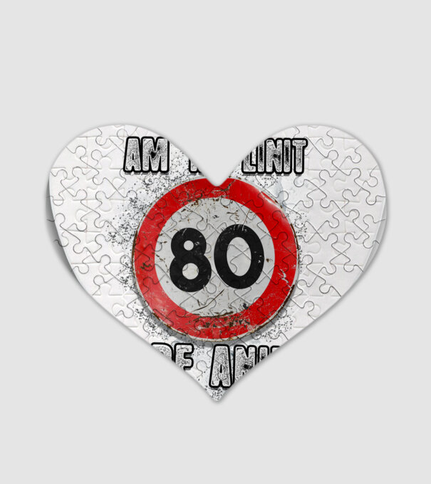Am împlinit 80 de ani! model alb pe tricou