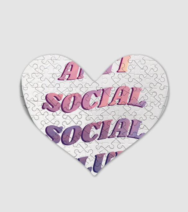 Anti social social club pink model alb pe tricou