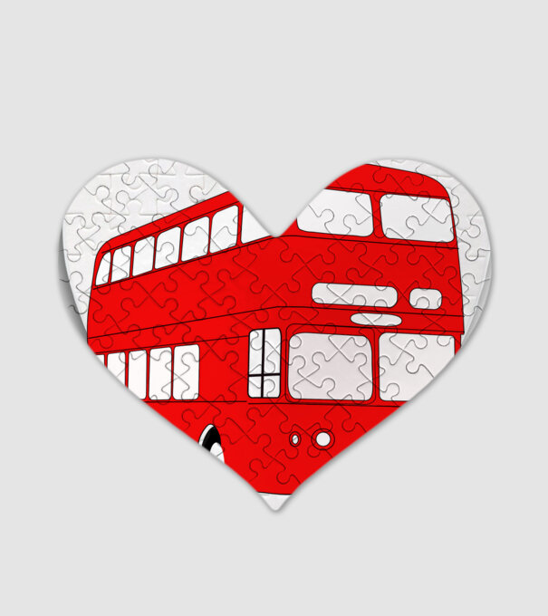 Autobuze model alb pe tricou