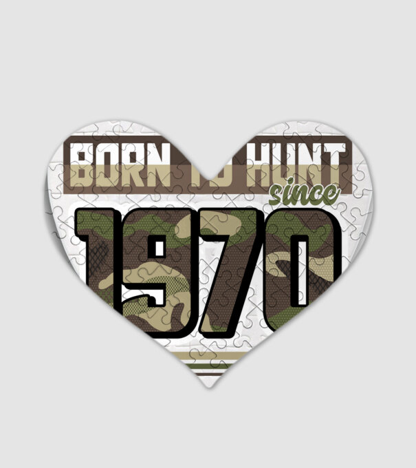 Born to hunt since 1970 model alb pe tricou