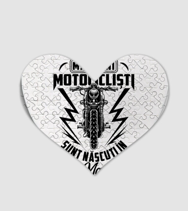 Cei mai buni motocicliști sunt născuți în Mai model alb pe tricou