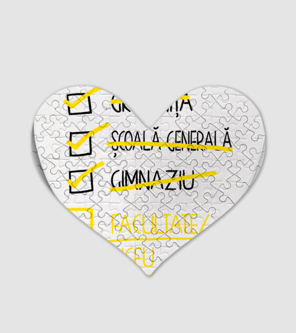 Cheklist educație - Gimnaziu alb model alb pe tricou