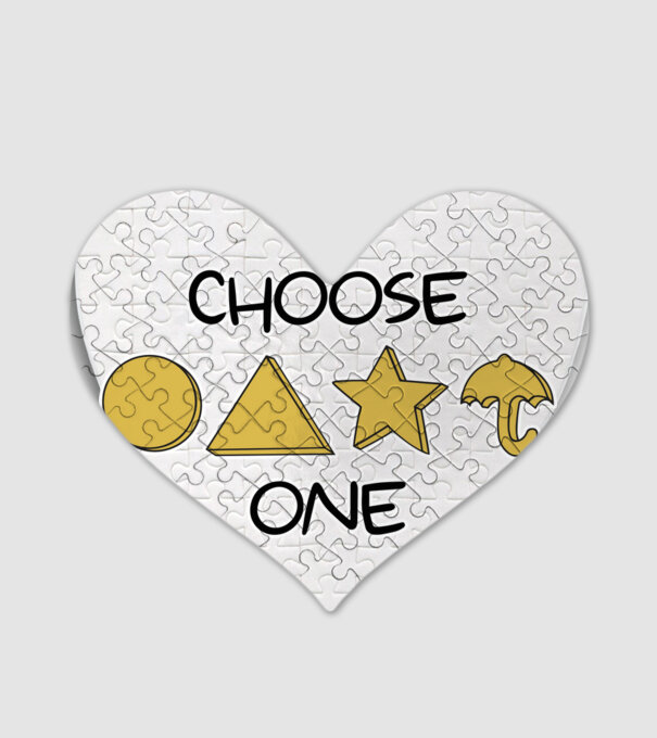 choose one squid game model alb pe tricou