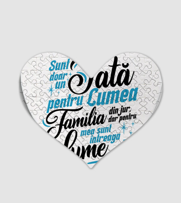 Sunt doar un tată pentru lumea din jur, dar pentru familia mea sunt întreaga lume! model alb pe tricou