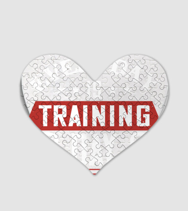 everyday is training day model alb pe tricou