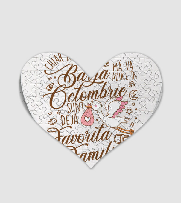 Favorita familiei OCTOMBRIE model alb pe tricou