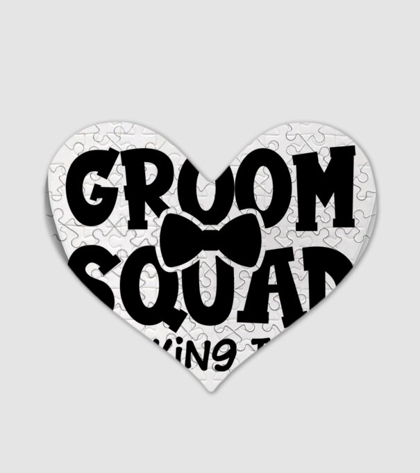 Groom Squad model alb pe tricou