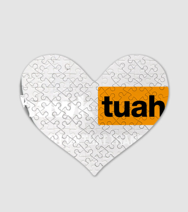 hawk tuah pornhub mix model alb pe tricou