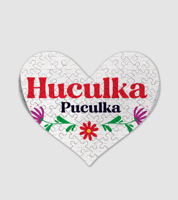 Huculka Puculka model alb pe tricou