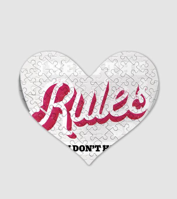 I read the rules s you don't have to simple model alb pe tricou