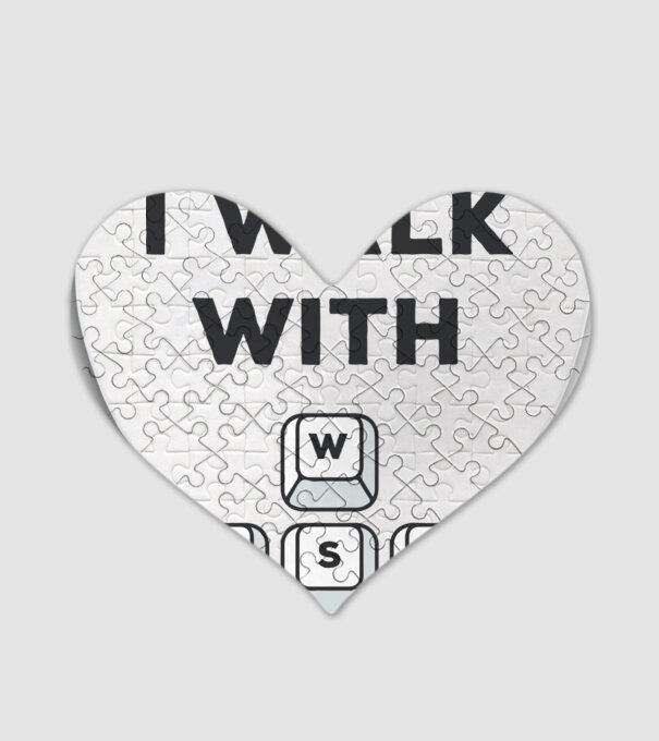 I Walk with WASD model alb pe tricou
