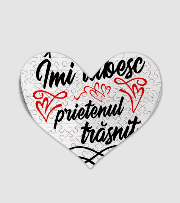 Îmi iubesc prietenul trăsnit model alb pe tricou