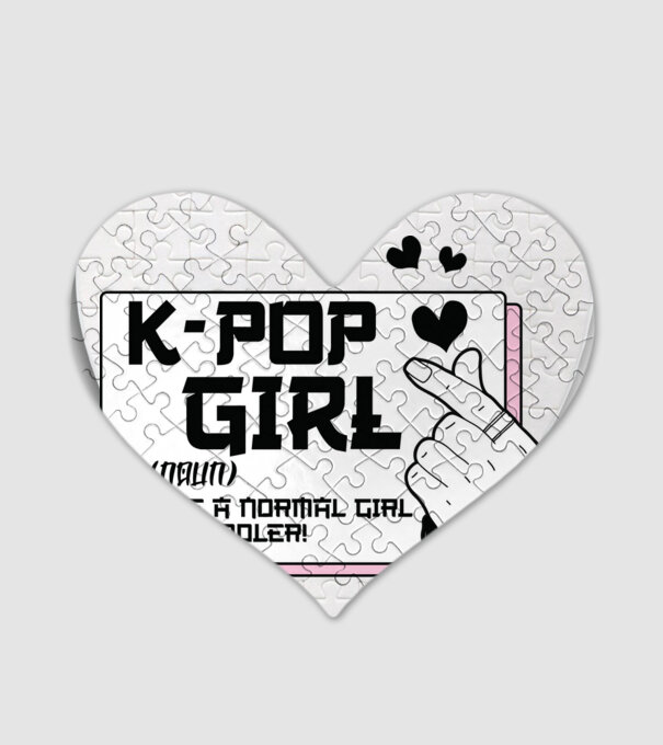 K-POP FANGIRL model alb pe tricou