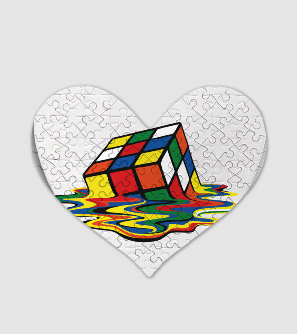 Melting Rubik model alb pe tricou