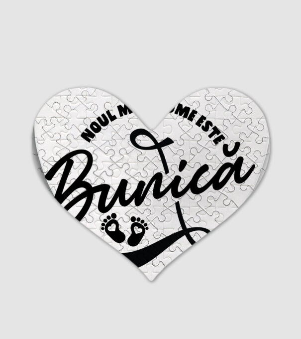 Noul meu nume este Bunică model alb pe tricou