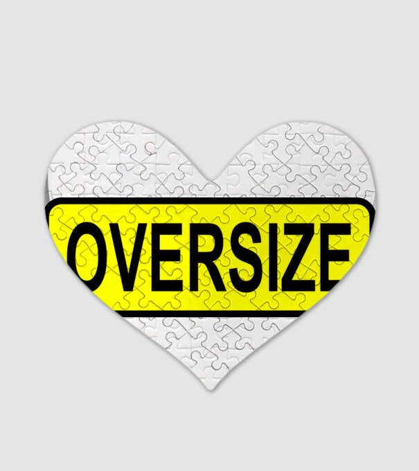 Oversize model alb pe tricou