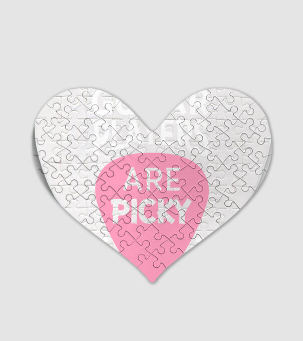 Picky model alb pe tricou