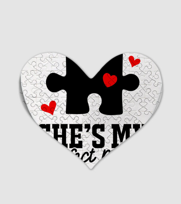 She is my perfect match model alb pe tricou