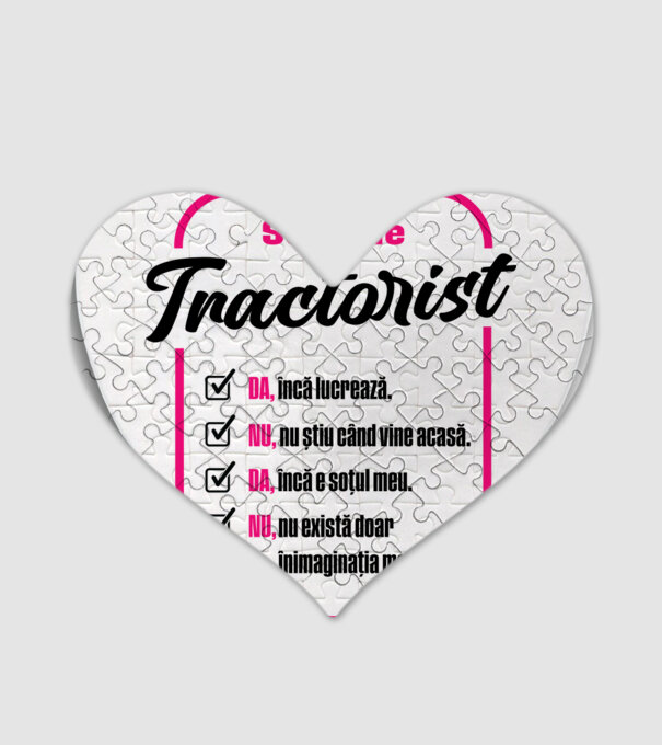 Soție de tractorist: da, încă lucrează - nu, nu știu când vine acasă - da, încă e soțul meu - nu, nu există doar în imaginația m model alb pe tricou