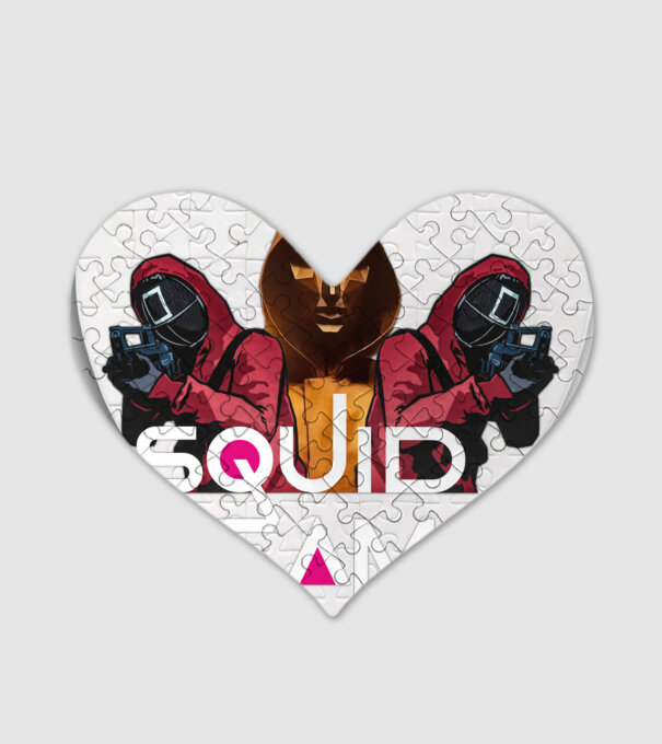 squid game poster model alb pe tricou