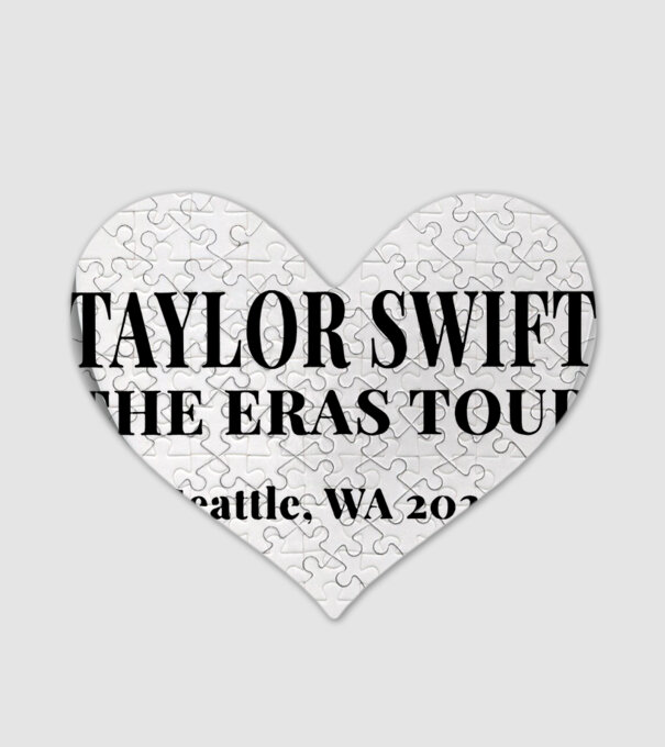 Taylor Swift Eras tour text2 model alb pe tricou