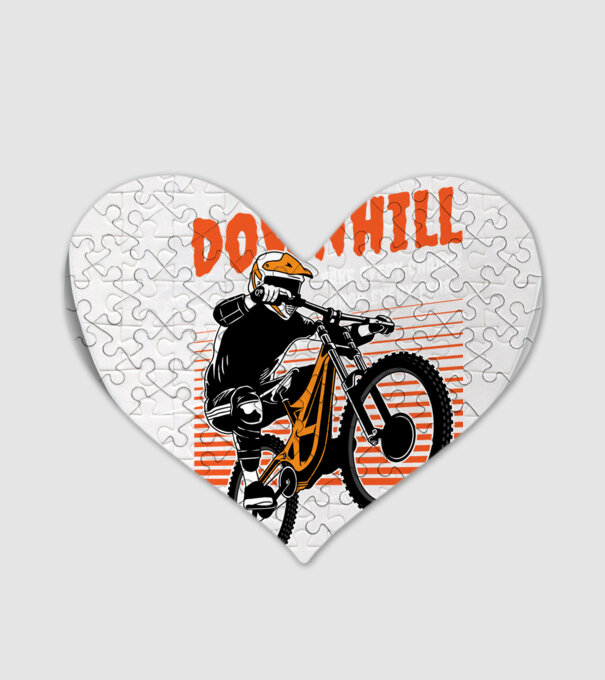 TR Downhill model alb pe tricou