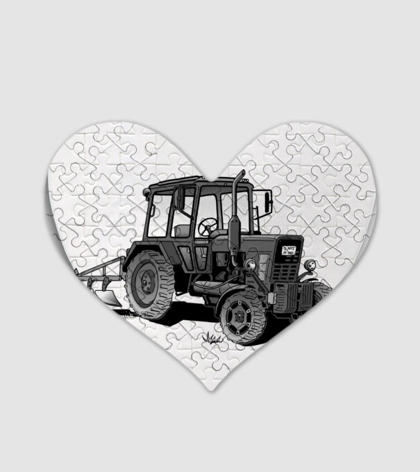 TRACTOR model alb pe tricou