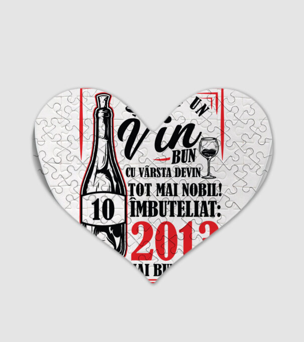Un Vin Bun 10 2013 model alb pe tricou
