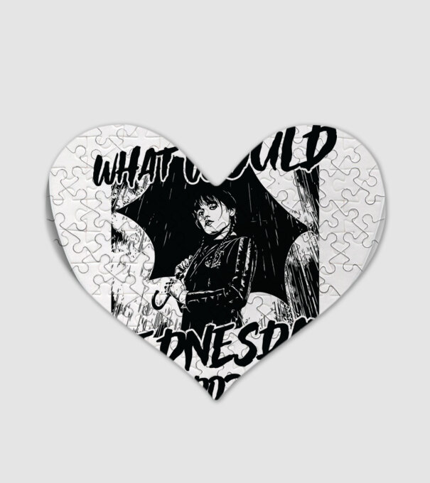 What would Wednesday do model alb pe tricou