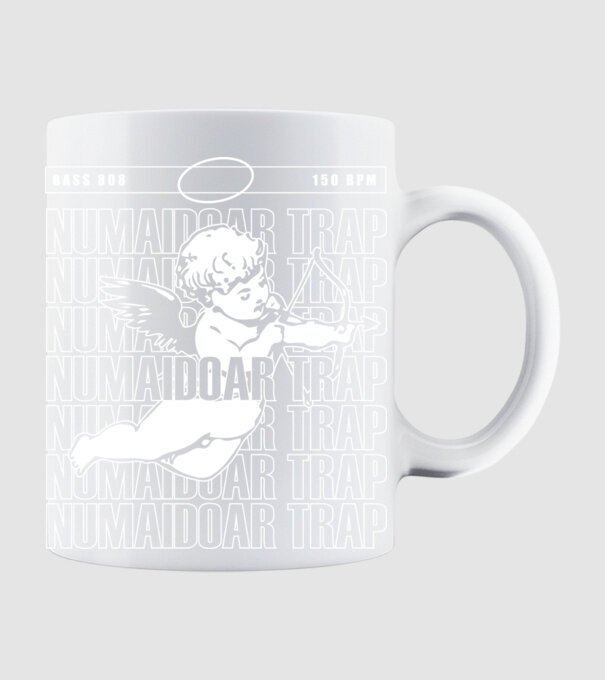 numaidoar trap model alb pe tricou