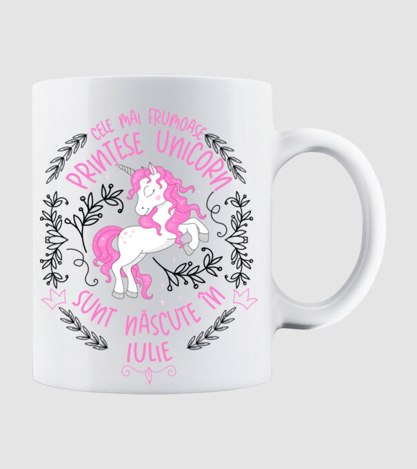 Cele mai frumoase prințese unicorn sunt născute în Iulie model alb pe tricou