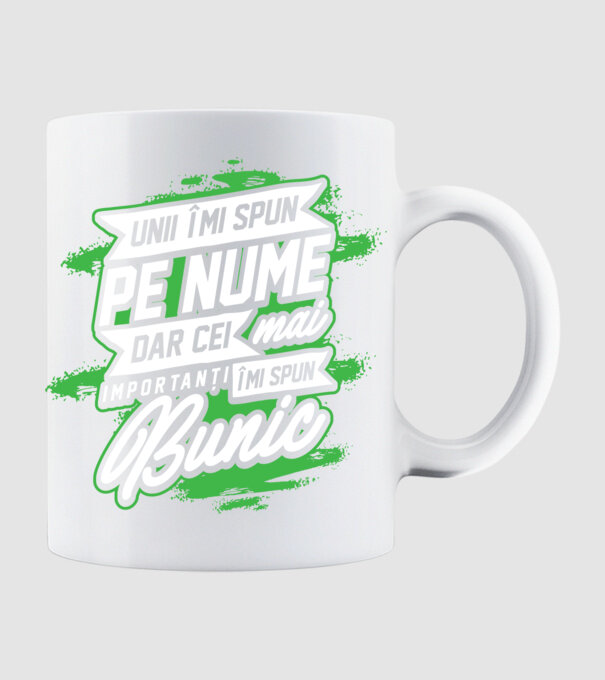 Unii îmi spun pe nume, dar cei mai importanți îmi spun bunic model alb pe tricou
